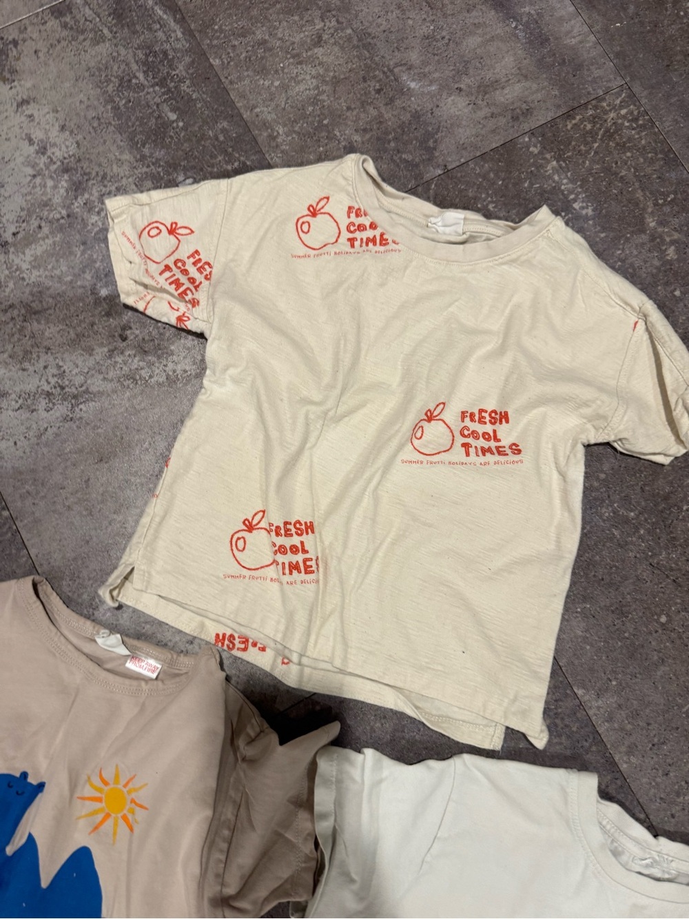 Zara Kids Mixed Graphic Tee Bundle - White, Beige, Tan, Cream, Light Green - Picture 2 of 6